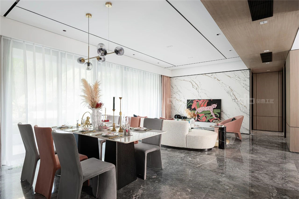 全屋定制設(shè)計(jì)怎么搭配顏色?(圖4) 全屋定制設(shè)計(jì)怎么搭配顏色?(圖4)